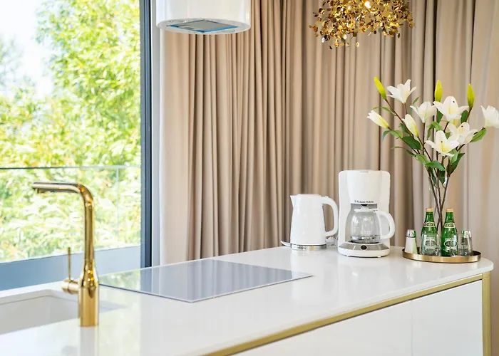 Luxury Zetesis - Horyzont קולובז'ג