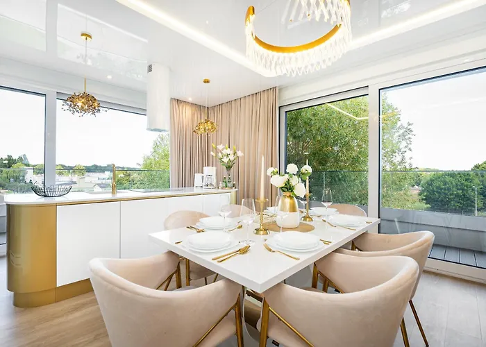 Luxury Zetesis - Horyzont דירה קולובז'ג