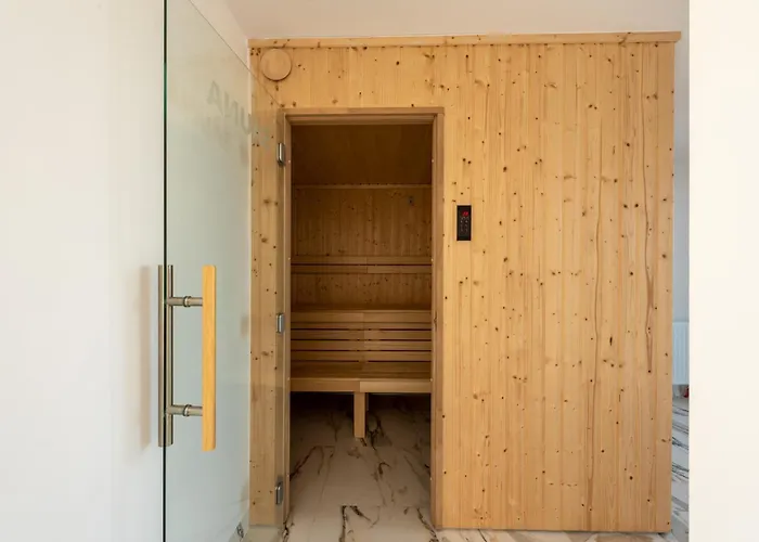 Luxury Zetesis - Horyzont * קולובז'ג